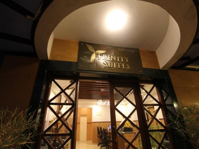 Trinity Suits Bangalore Extérieur photo