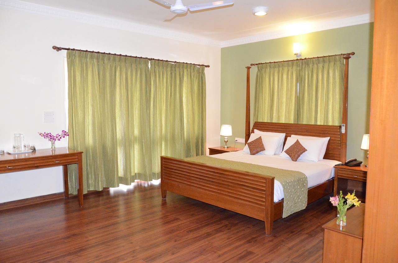 Trinity Suits Bangalore Extérieur photo