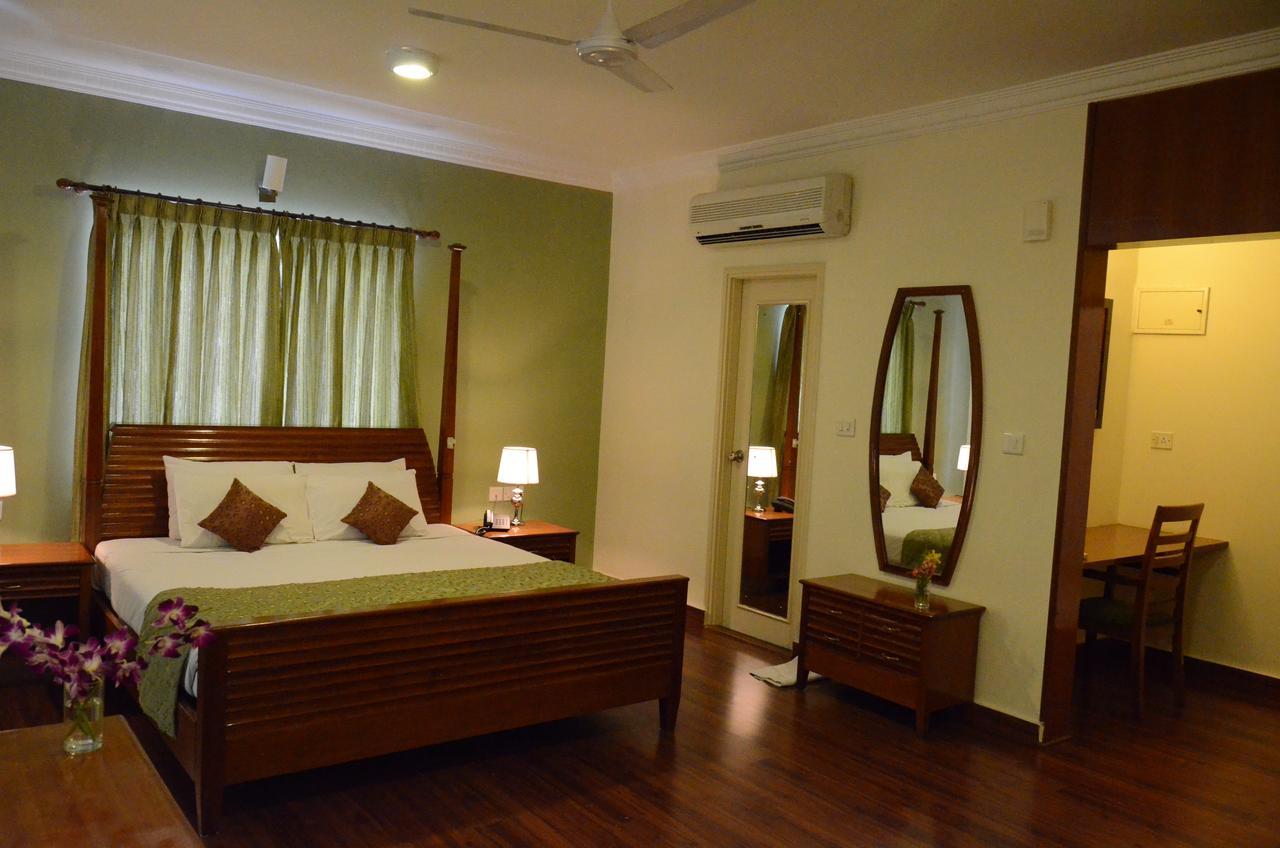 Trinity Suits Bangalore Extérieur photo